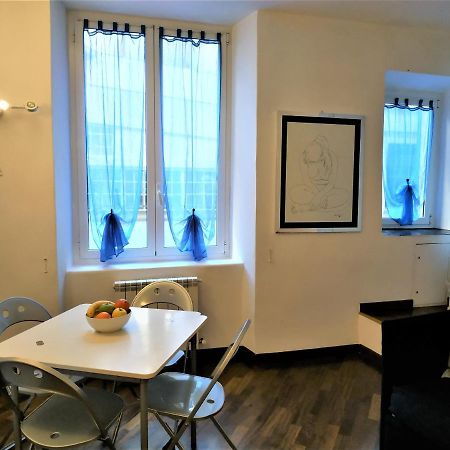 Casaviva - Grazioso Mini-Appartamento Nel Cuore Di Genova Buitenkant foto